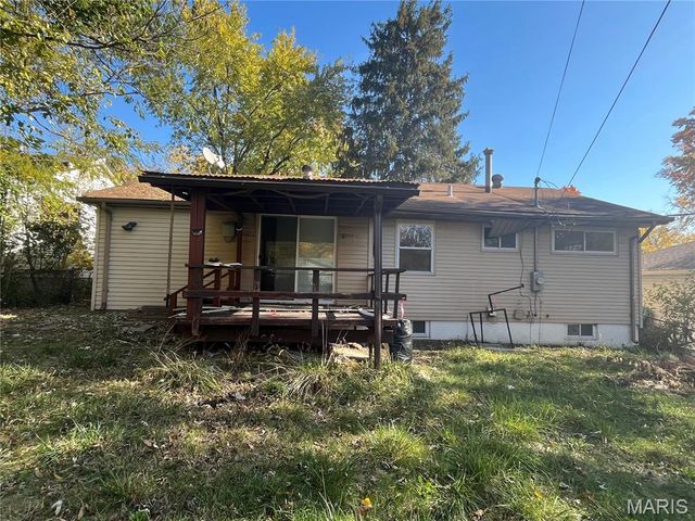 10125 Crown Point Drive, Unincorporated, MO 63136