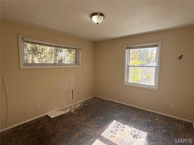 10125 Crown Point Drive, Unincorporated, MO 63136