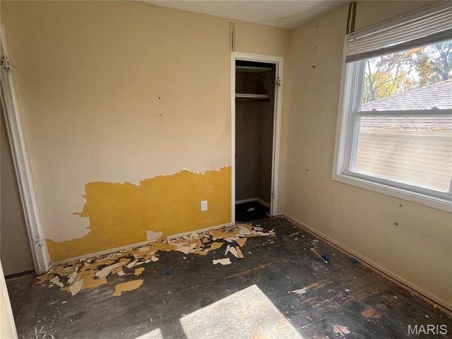 10125 Crown Point Drive, Unincorporated, MO 63136
