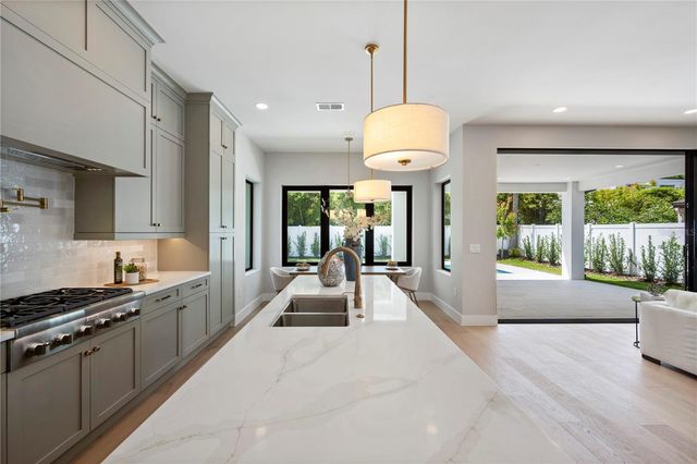 1660 WALNUT AVENUE, Winter Park, FL 32789