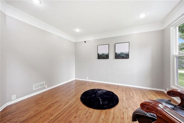 3345 W 143rd Terrace, Overland Park, KS 66224