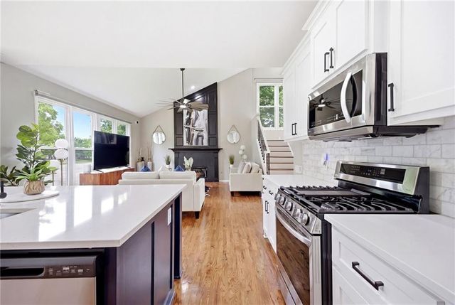 3345 W 143rd Terrace, Overland Park, KS 66224