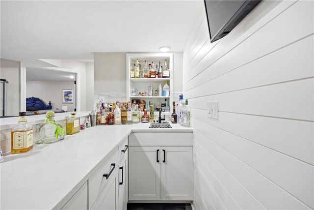 3345 W 143rd Terrace, Overland Park, KS 66224