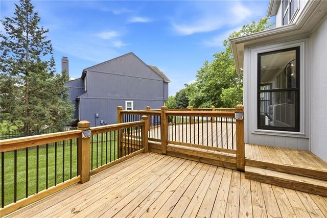 3345 W 143rd Terrace, Overland Park, KS 66224
