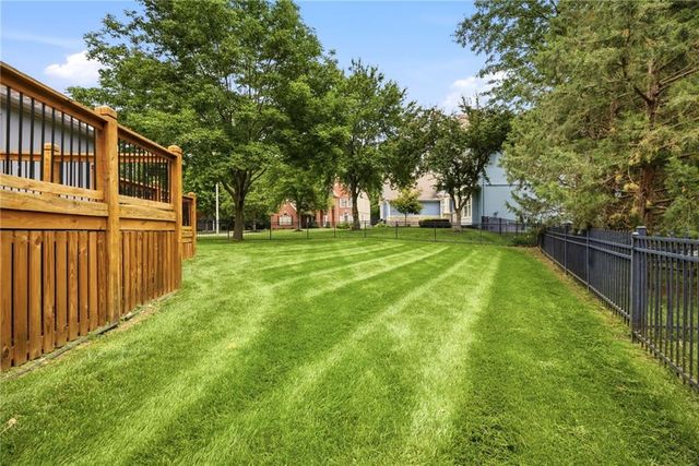3345 W 143rd Terrace, Overland Park, KS 66224