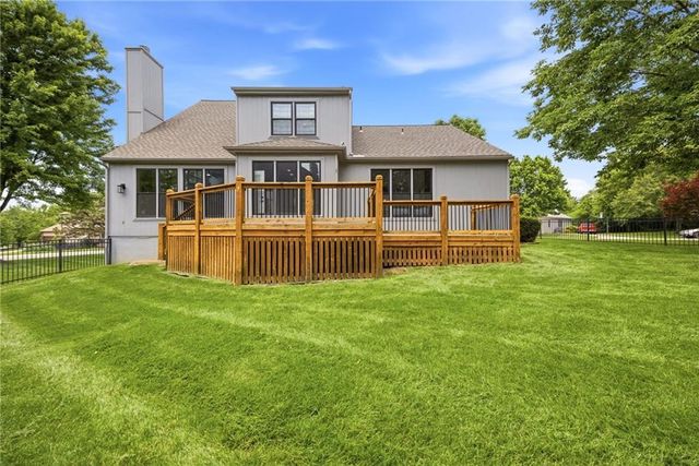 3345 W 143rd Terrace, Overland Park, KS 66224