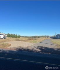 457 Antrim Road, Winlock, WA 98596