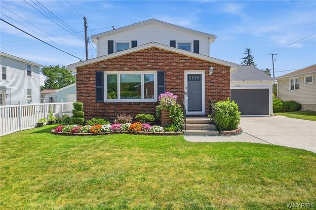 7 Jeffrey Drive, Cheektowaga, NY 14043