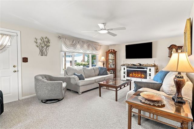 7 Jeffrey Drive, Cheektowaga, NY 14043