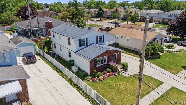 7 Jeffrey Drive, Cheektowaga, NY 14043