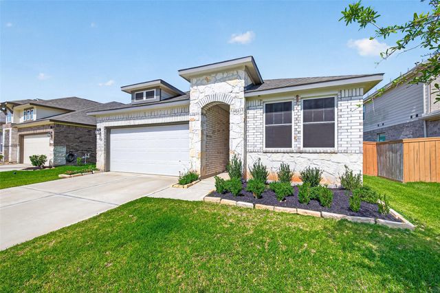 2440 Whisper Forest Drive, Katy, TX 77493