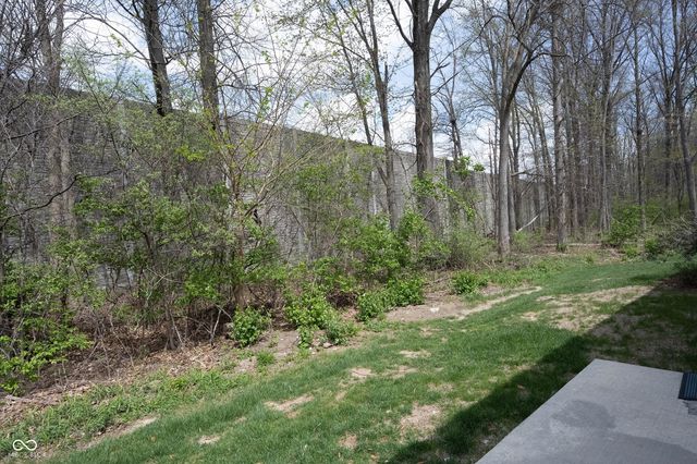 11740 Whisperwood Way, Fishers, IN 46037