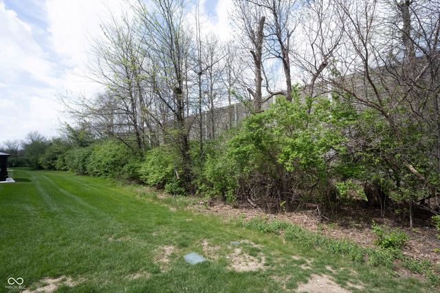 11740 Whisperwood Way, Fishers, IN 46037