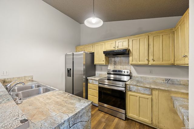 5502 Sunup, San Antonio, TX 78233