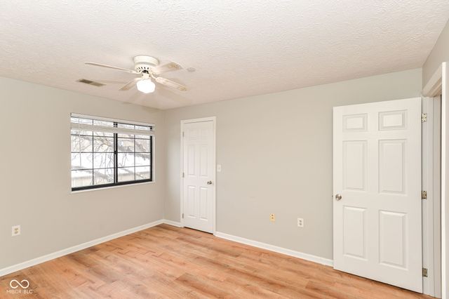 8820 Yardley Court 205, Indianapolis, IN 46268