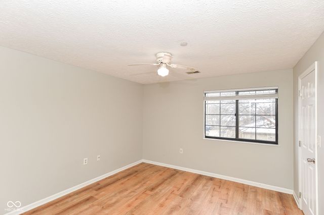 8820 Yardley Court 205, Indianapolis, IN 46268