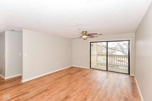 8820 Yardley Court 205, Indianapolis, IN 46268