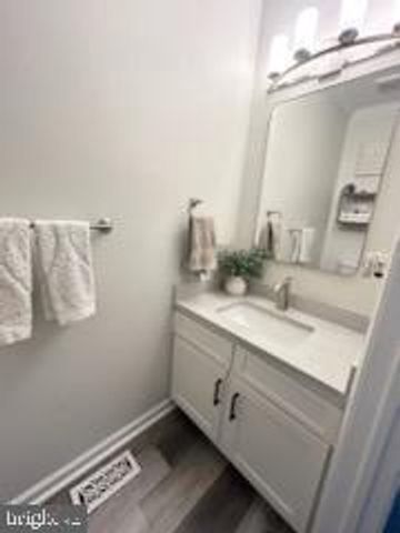 7 MISSISSIPPI TRL TRL, Turnersville, NJ 08012