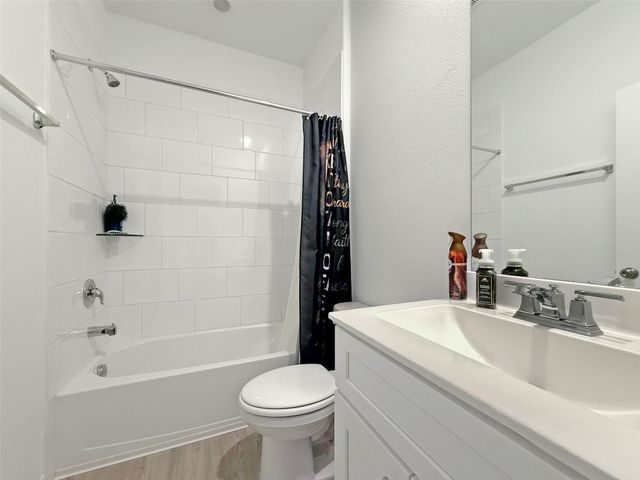 17207 Thorwell Lane, Crosby, TX 77532