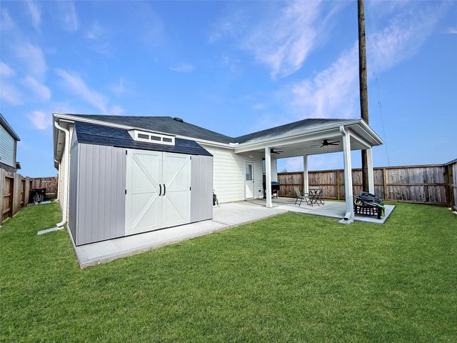 17207 Thorwell Lane, Crosby, TX 77532
