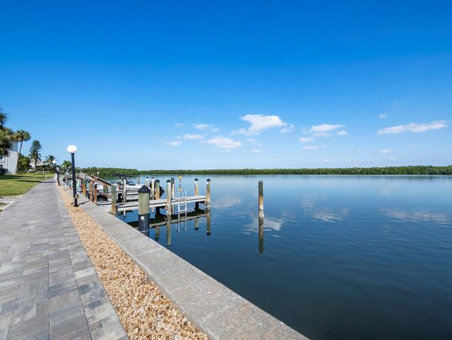 4430 EXETER DRIVE 106, Longboat Key, FL 34228