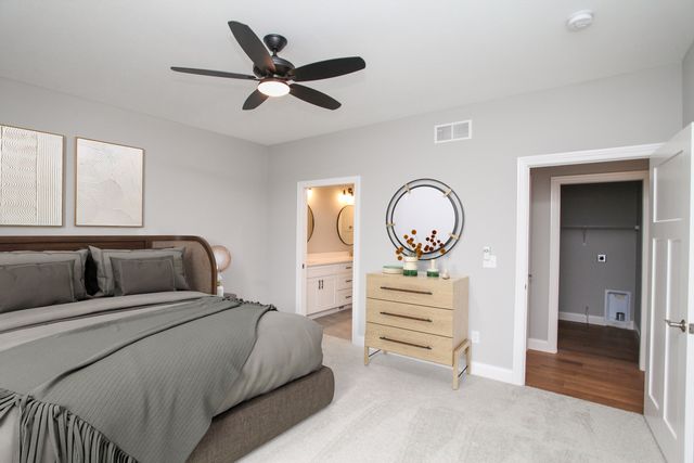 3 St. Ivans Circle, Bloomington, IL 61705