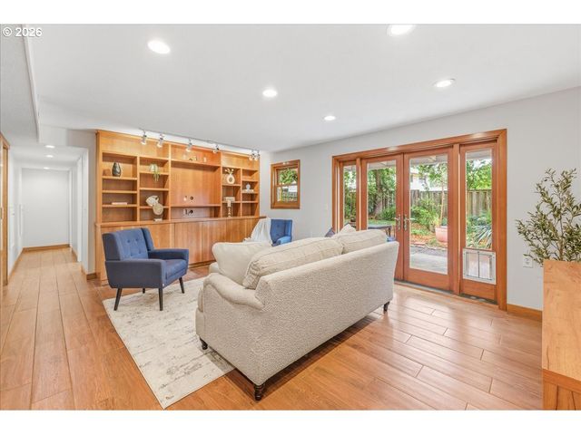 3130 Sw 116TH Ave, Beaverton, OR 97005