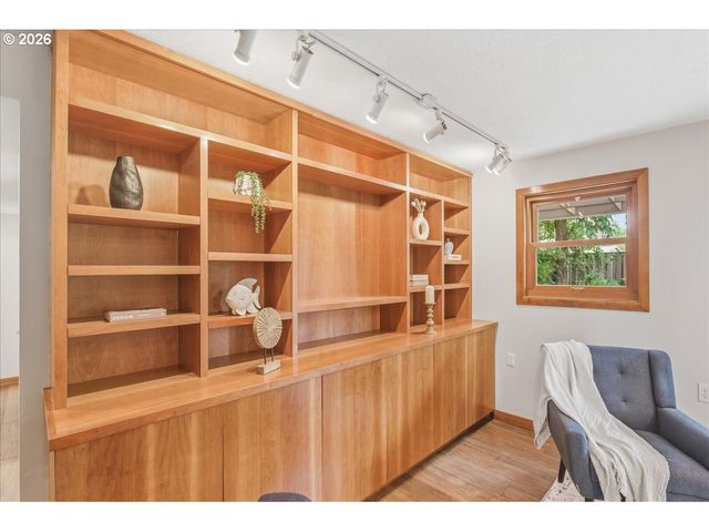 3130 Sw 116TH Ave, Beaverton, OR 97005