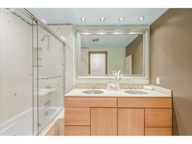 3130 Sw 116TH Ave, Beaverton, OR 97005