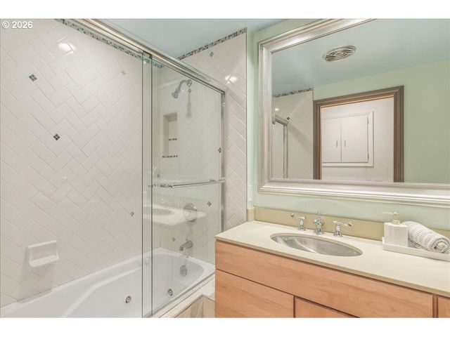 3130 Sw 116TH Ave, Beaverton, OR 97005