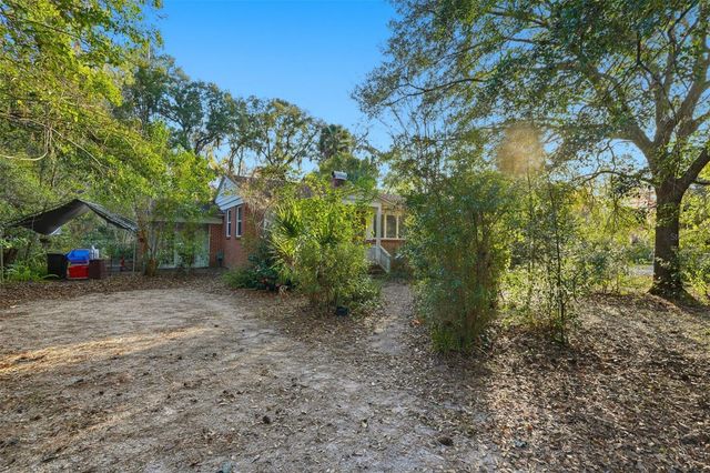 1423 NW 11TH ROAD, Gainesville, FL 32605