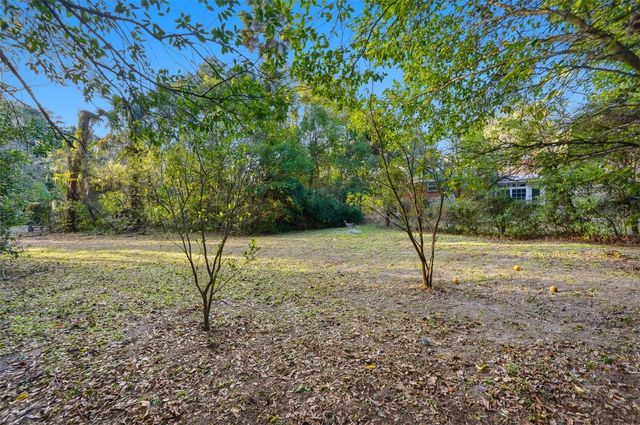 1423 NW 11TH ROAD, Gainesville, FL 32605