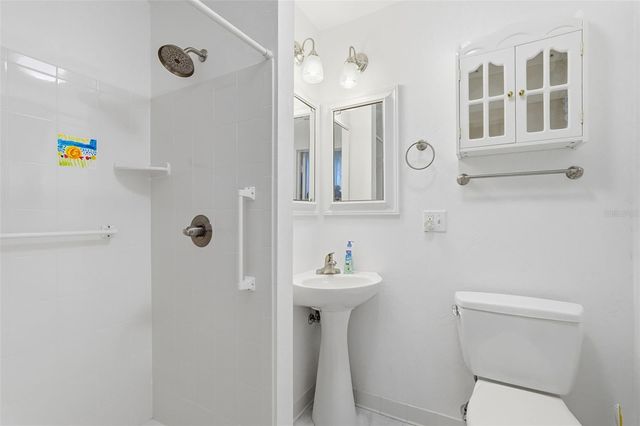 1423 NW 11TH ROAD, Gainesville, FL 32605