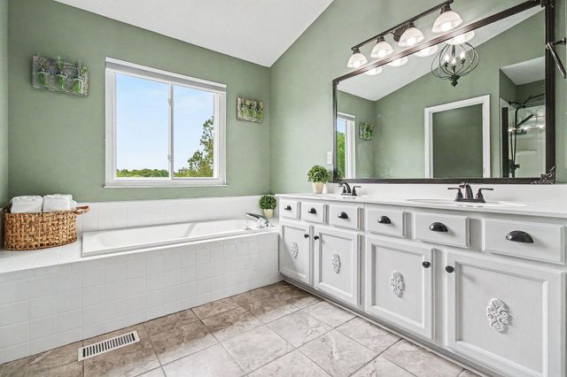 110 Charles Givins Drive, Dry Ridge, KY 41035