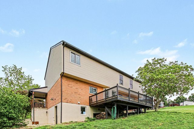 110 Charles Givins Drive, Dry Ridge, KY 41035