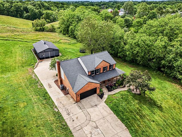 110 Charles Givins Drive, Dry Ridge, KY 41035