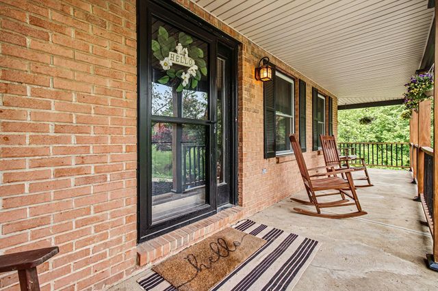 110 Charles Givins Drive, Dry Ridge, KY 41035