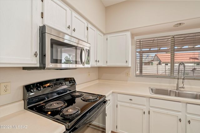 11830 N Gray Eagle Avenue, Oro Valley, AZ 85737