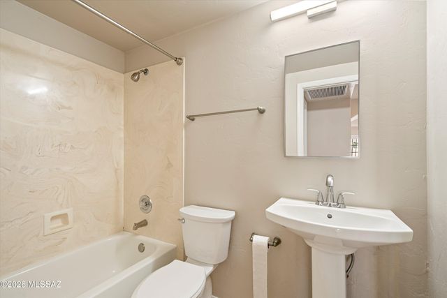 11830 N Gray Eagle Avenue, Oro Valley, AZ 85737