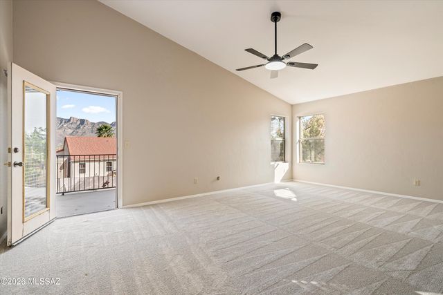 11830 N Gray Eagle Avenue, Oro Valley, AZ 85737