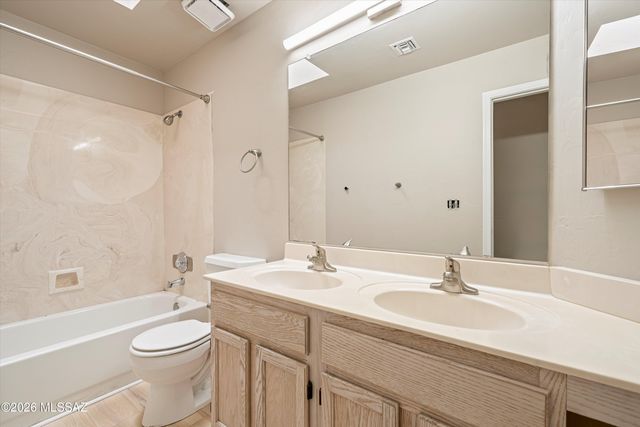 11830 N Gray Eagle Avenue, Oro Valley, AZ 85737