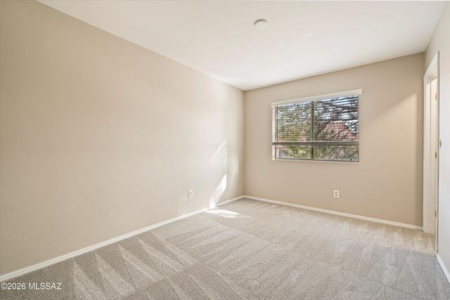 11830 N Gray Eagle Avenue, Oro Valley, AZ 85737