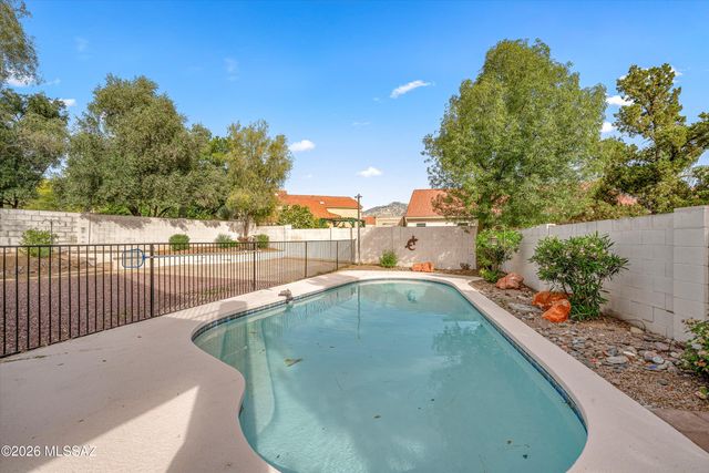 11830 N Gray Eagle Avenue, Oro Valley, AZ 85737