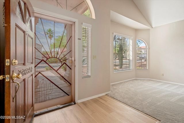 11830 N Gray Eagle Avenue, Oro Valley, AZ 85737