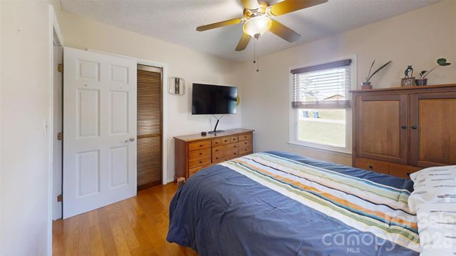 1984 Crestdale Lane, Newton, NC 28658