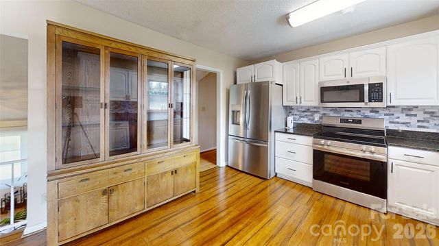 1984 Crestdale Lane, Newton, NC 28658