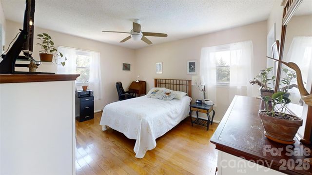 1984 Crestdale Lane, Newton, NC 28658
