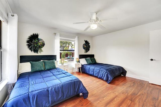14608 Paddock Drive, Wellington, FL 33414