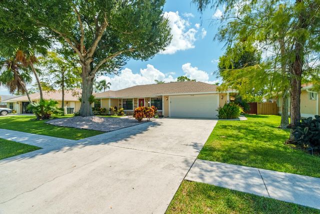 14608 Paddock Drive, Wellington, FL 33414