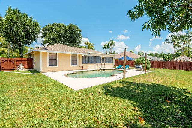 14608 Paddock Drive, Wellington, FL 33414